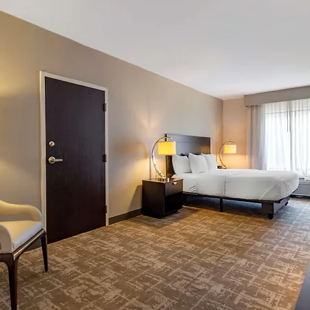 Best Western Plus Dalton Inn-2