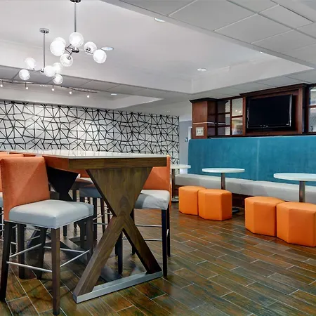 Hampton Inn Charlotte Monroe-3