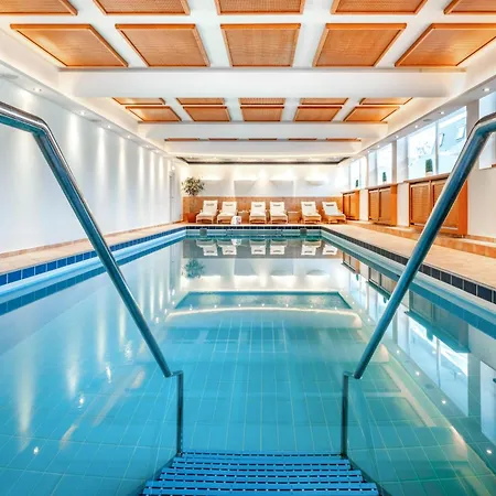 Hotel Yachtclub-2