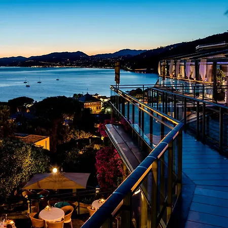 Hotel Vis à Vis-2