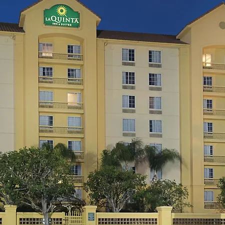 La Quinta Inn & Suites By Wyndham Ontario Airport-2
