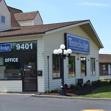 Travelodge By Wyndham Niagara Falls - New York-3