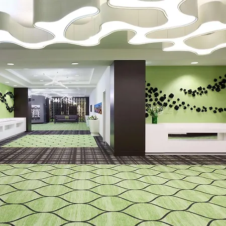 Doubletree By Hilton Montreal-3