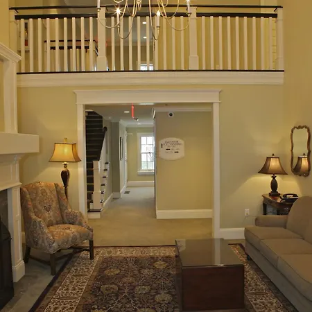 Publick House Historic Inn And Country Motor Lodge-2