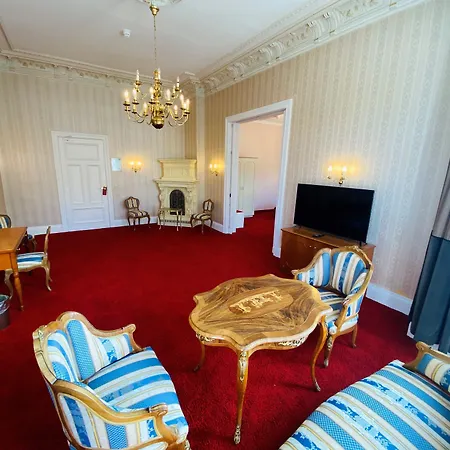Hotel Kaiserhof Deluxe-2