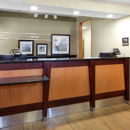 Hampton Inn Portage-3