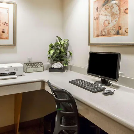 Quality Inn Tulsa-Downtown West-2