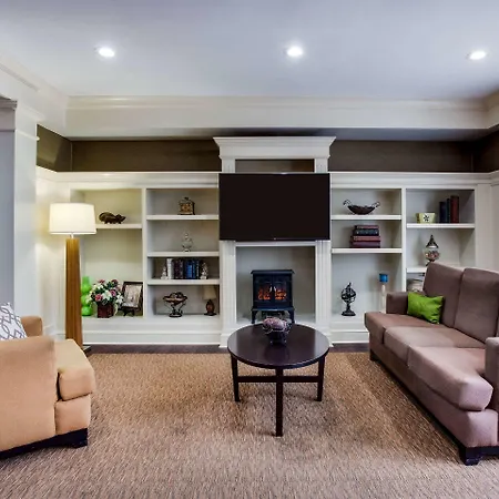 Mainstay Suites At Pga Village-3