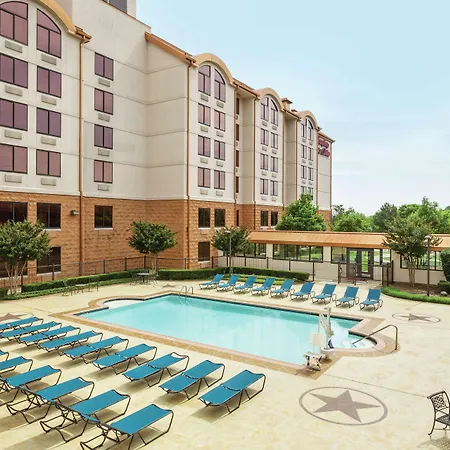 Hampton Inn & Suites Dallas-Mesquite-2
