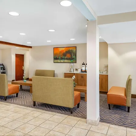 Baymont By Wyndham Farmington-2