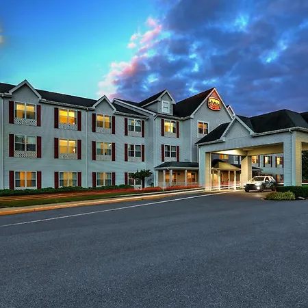 Lancaster Inn & Suites-2