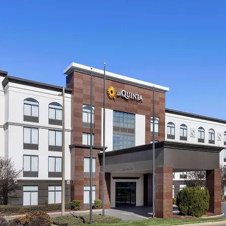 La Quinta Inn & Suites By Wyndham Mooresville-2