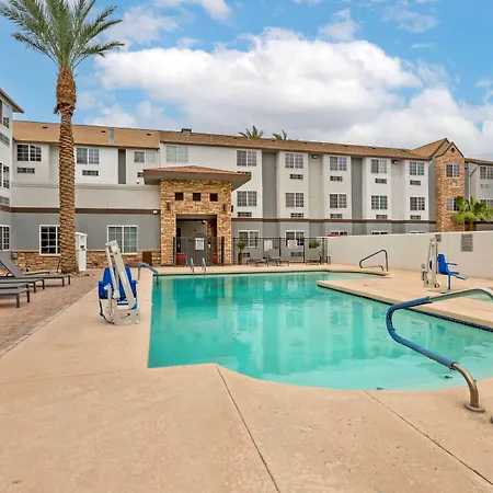 Best Western Plus Yuma Foothills Inn & Suites-3