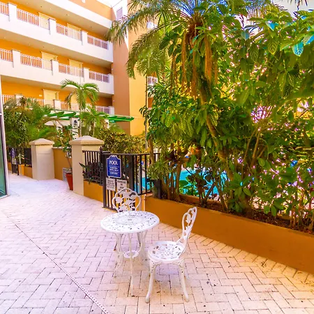 Rodeway Inn South Miami - Coral Gables-2