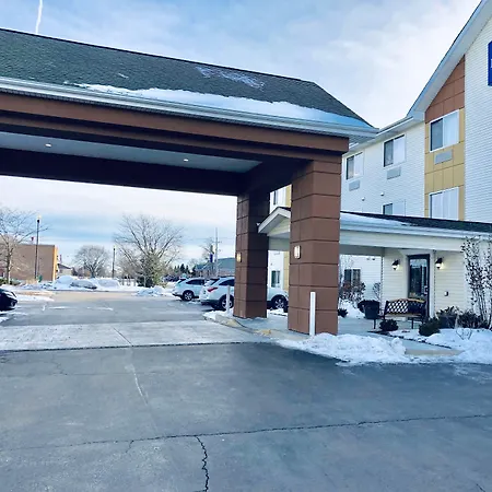 Baymont By Wyndham Gurnee-2