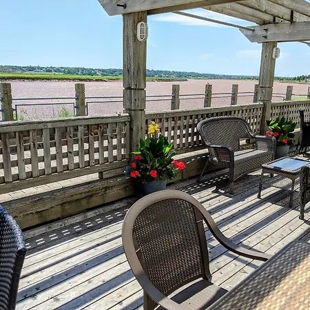 Chateau Moncton Trademark Collection By Wyndham-3