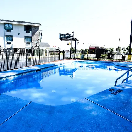Super 8 By Wyndham Villa Rica-3