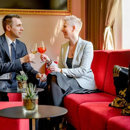 Hotel Josefshof Am Rathaus-3