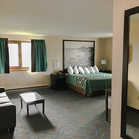 Super 8 By Wyndham Duluth-2