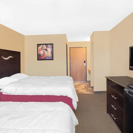 Super 8 By Wyndham Sheboygan Wi-2