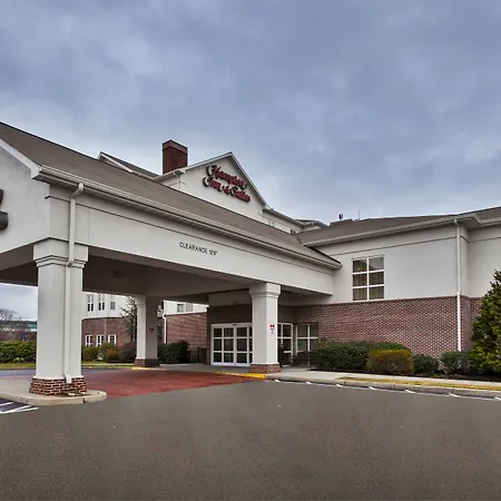 Hampton Inn & Suites Providence-Warwick Airport-2