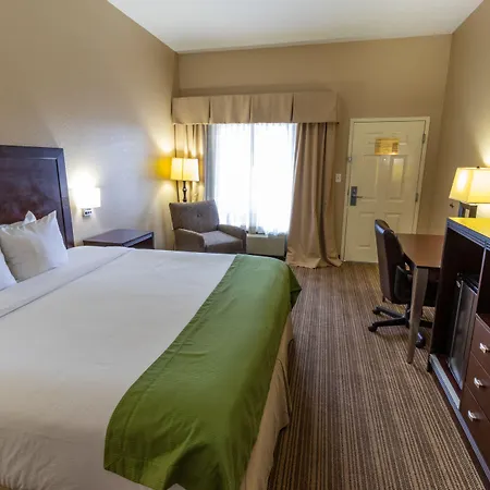 Baymont By Wyndham Crestview-3