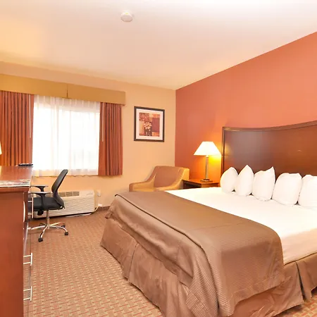 Surestay Plus Hotel By Best Western Topeka-2