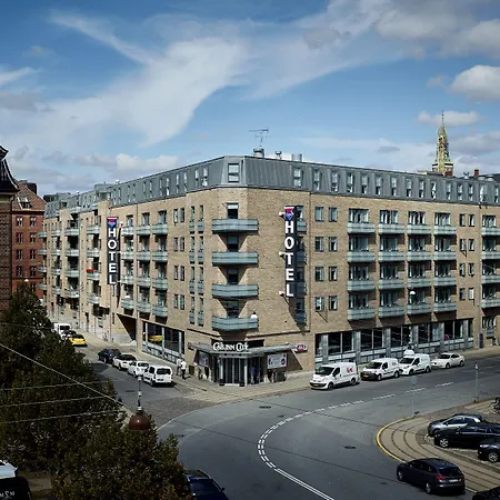 Cabinn City-2