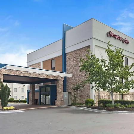 Hampton Inn Atlanta-Woodstock-2