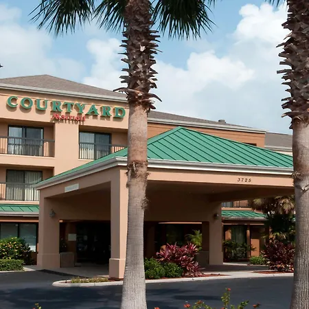 Courtyard By Marriott Lakeland-2