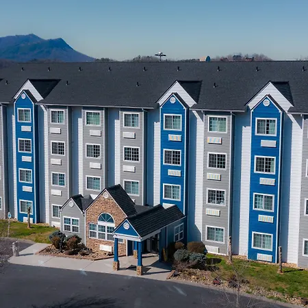 Microtel Inn & Suites By Wyndham Pigeon Forge-3