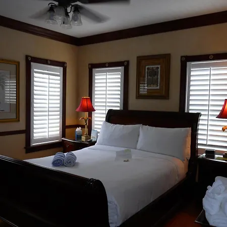 Duval Inn - Key West-2