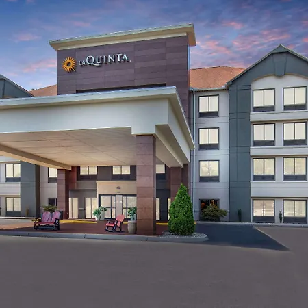 La Quinta Inn By Wyndham Pigeon Forge-Dollywood-2