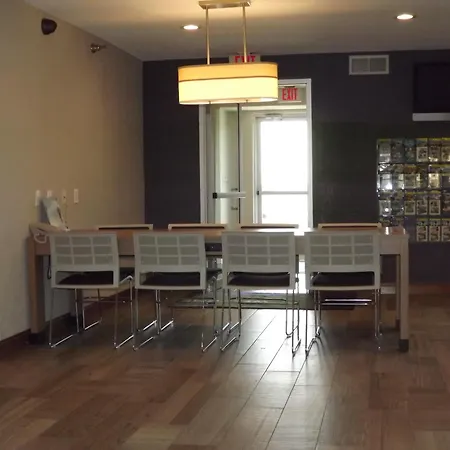 Microtel Inn And Suites - Ames-2
