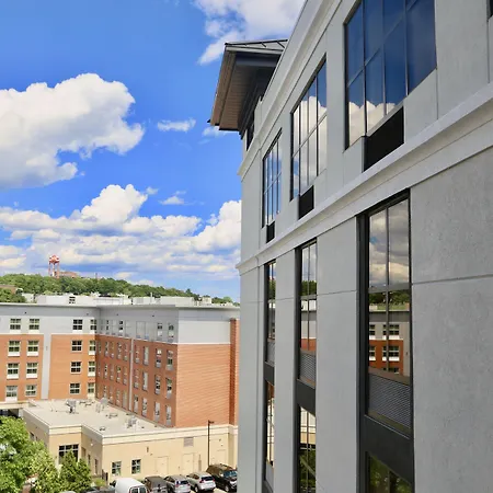Doubletree By Hilton Boston Logan Airport Chelsea-2