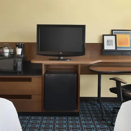 Fairfield Inn & Suites Hartford Manchester-3