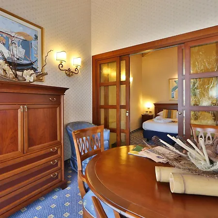 Best Western Classic Hotel-3
