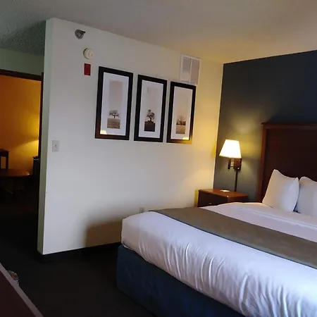 Americinn By Wyndham Windsor Ft. Collins-2