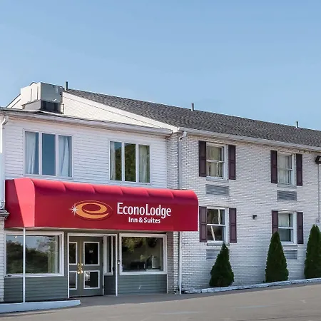Econo Lodge Reading Airport-2