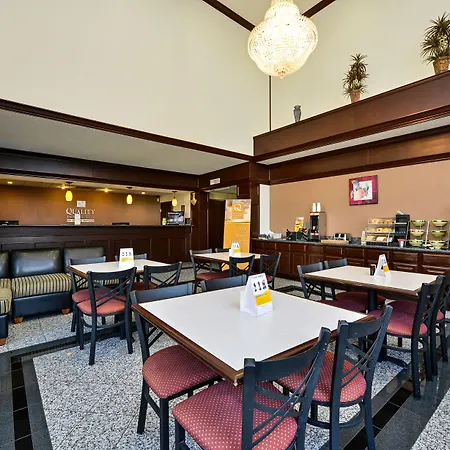 Quality Inn & Suites Waco North-2