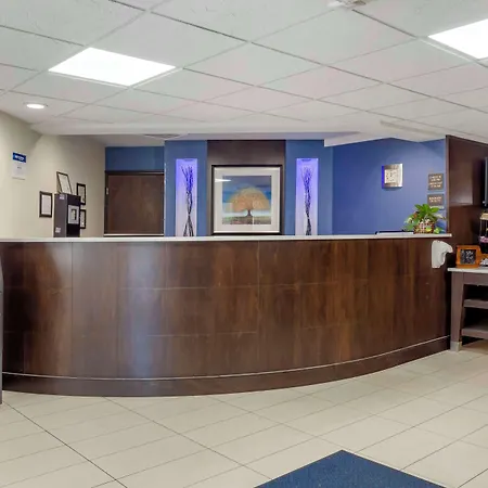 Best Western Plus Berkshire Hills Inn & Suites-2