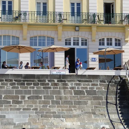 Hotel Kyriad Saint Malo Centre Plage-3