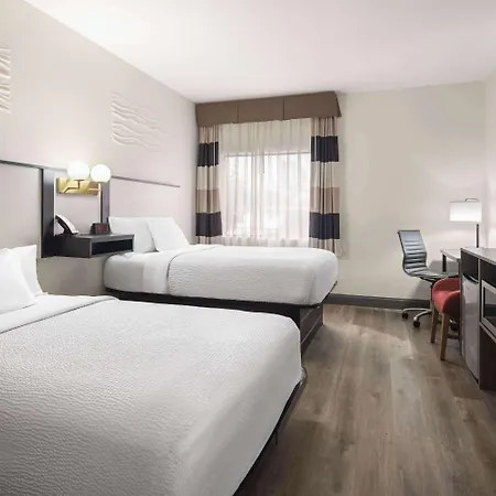 Ramada By Wyndham Locust Grove-2