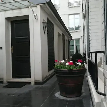 Hotel De La Jatte-3