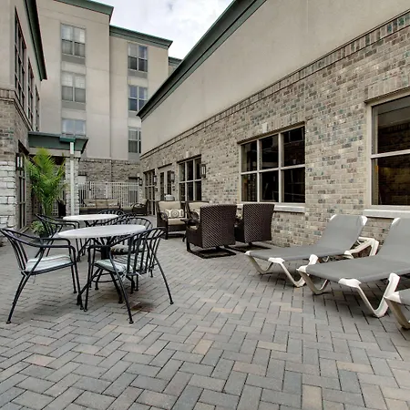 Hampton Inn & Suites Chicago/Aurora-3