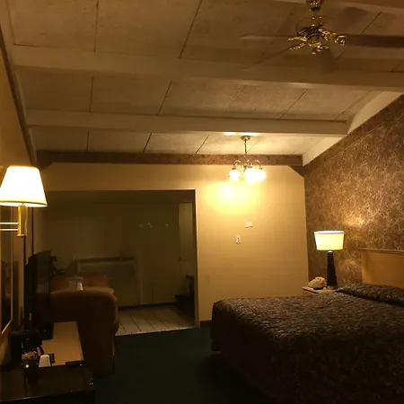 Red Carpet Inn-3