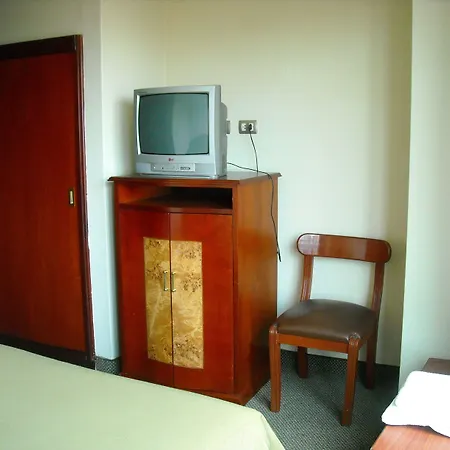 Hotel Continental Lima-2