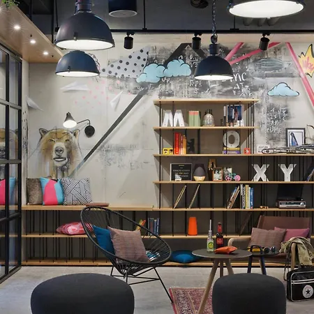 MOXY Berlin Humboldthain Park-3