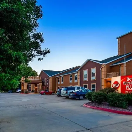 Best Western Plus Midwest Inn & Suites-3