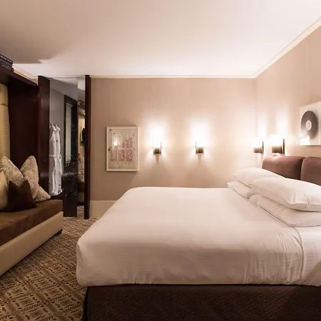 City Club Hotel-3